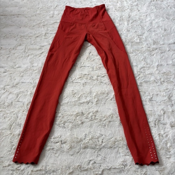 Varley Women's Size XS Orange Scalloped Hem Wesley Leggings - Picture 4 of 6